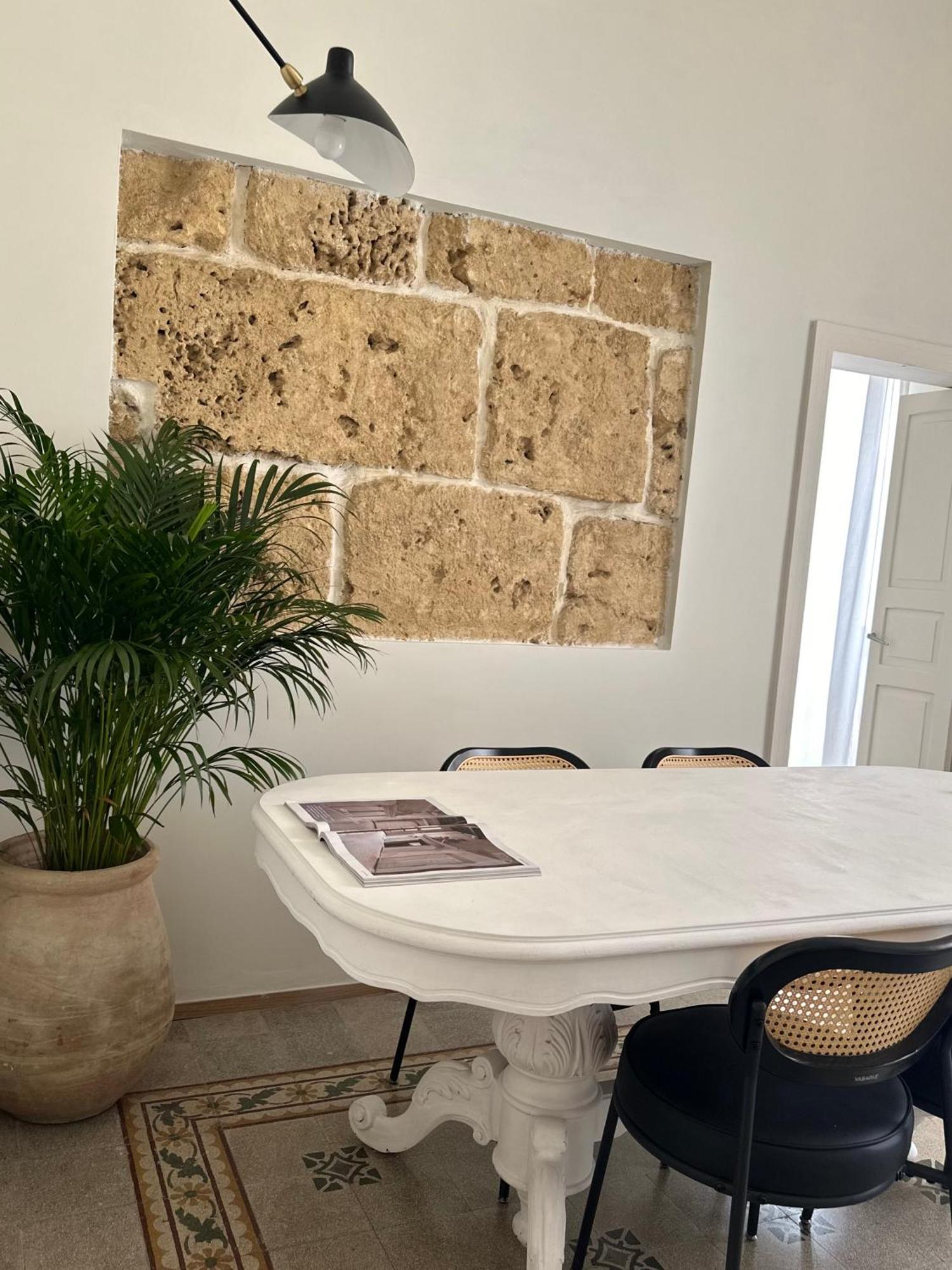 F Home Noto Buitenkant foto
