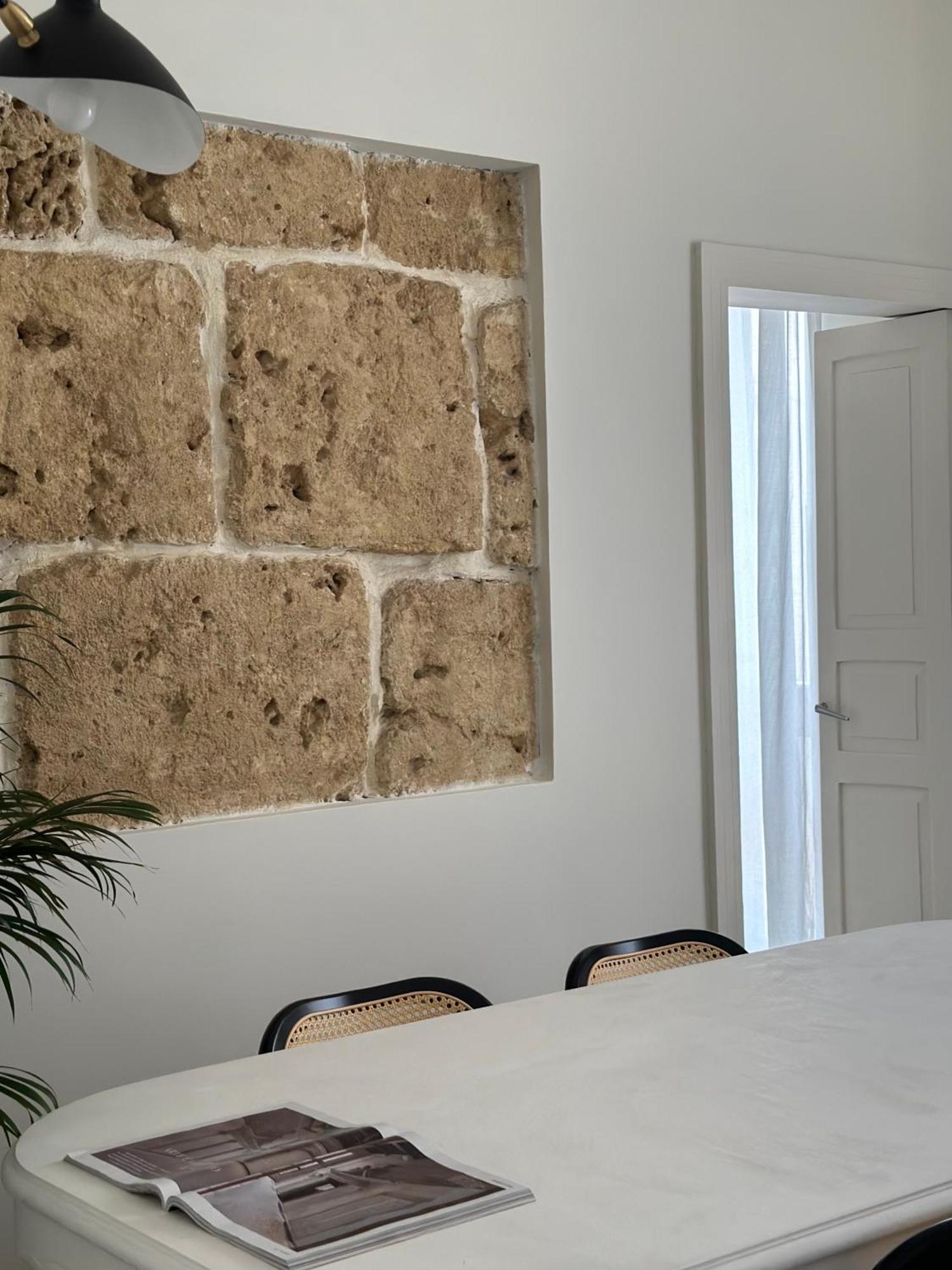 F Home Noto Buitenkant foto